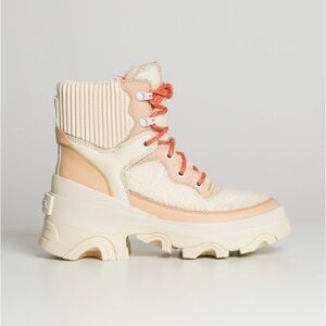 Sorel Cream and Tan Winter Boots